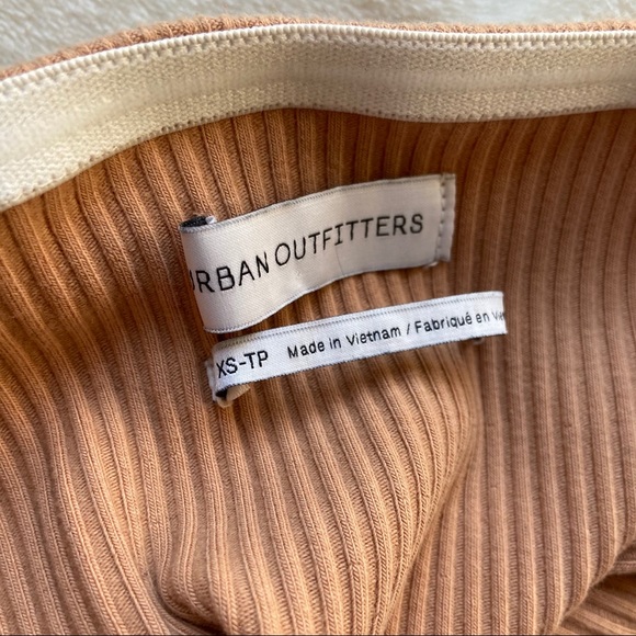 [SOLD!] Tube top - Picture 3 of 3